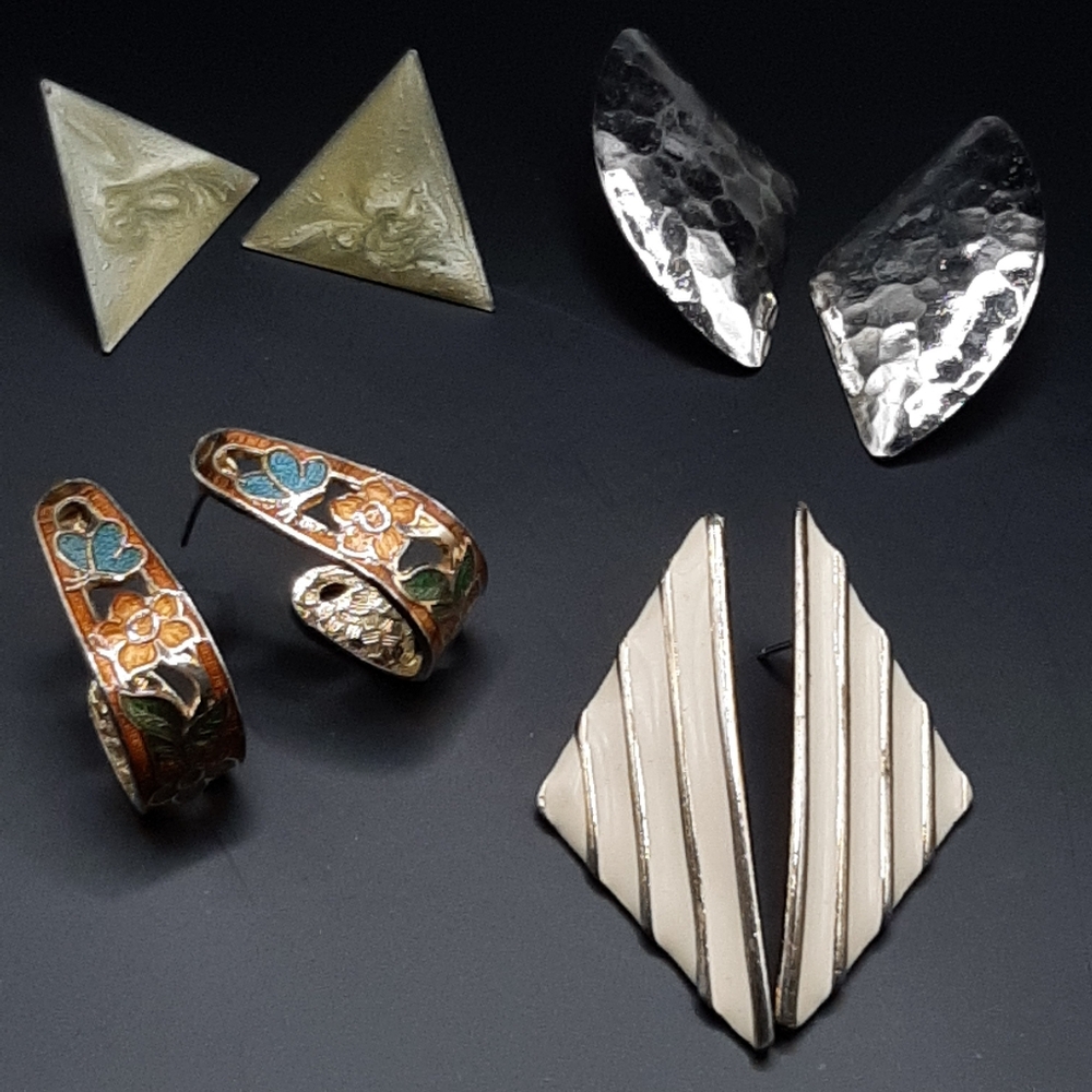Lot of Vintage Earrings